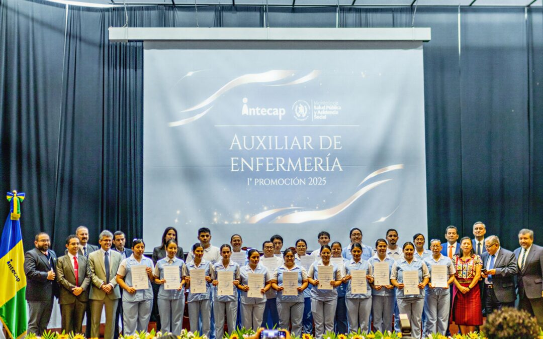 Intecap impulsa talento especializado para el fortalecimiento del sector salud